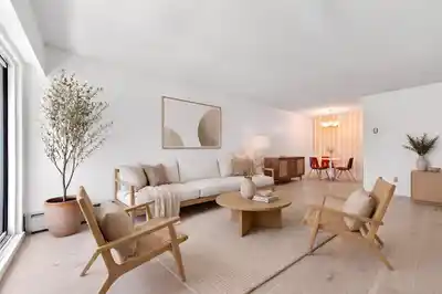 205 1825 W 8TH AVENUE, Vancouver BC V6J 1V9