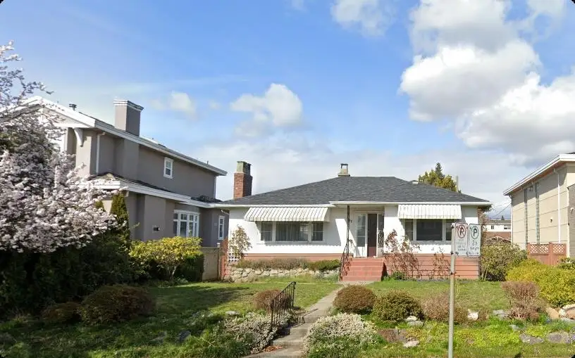 437 W 40TH AVENUE, Vancouver BC V5Y 2R5
