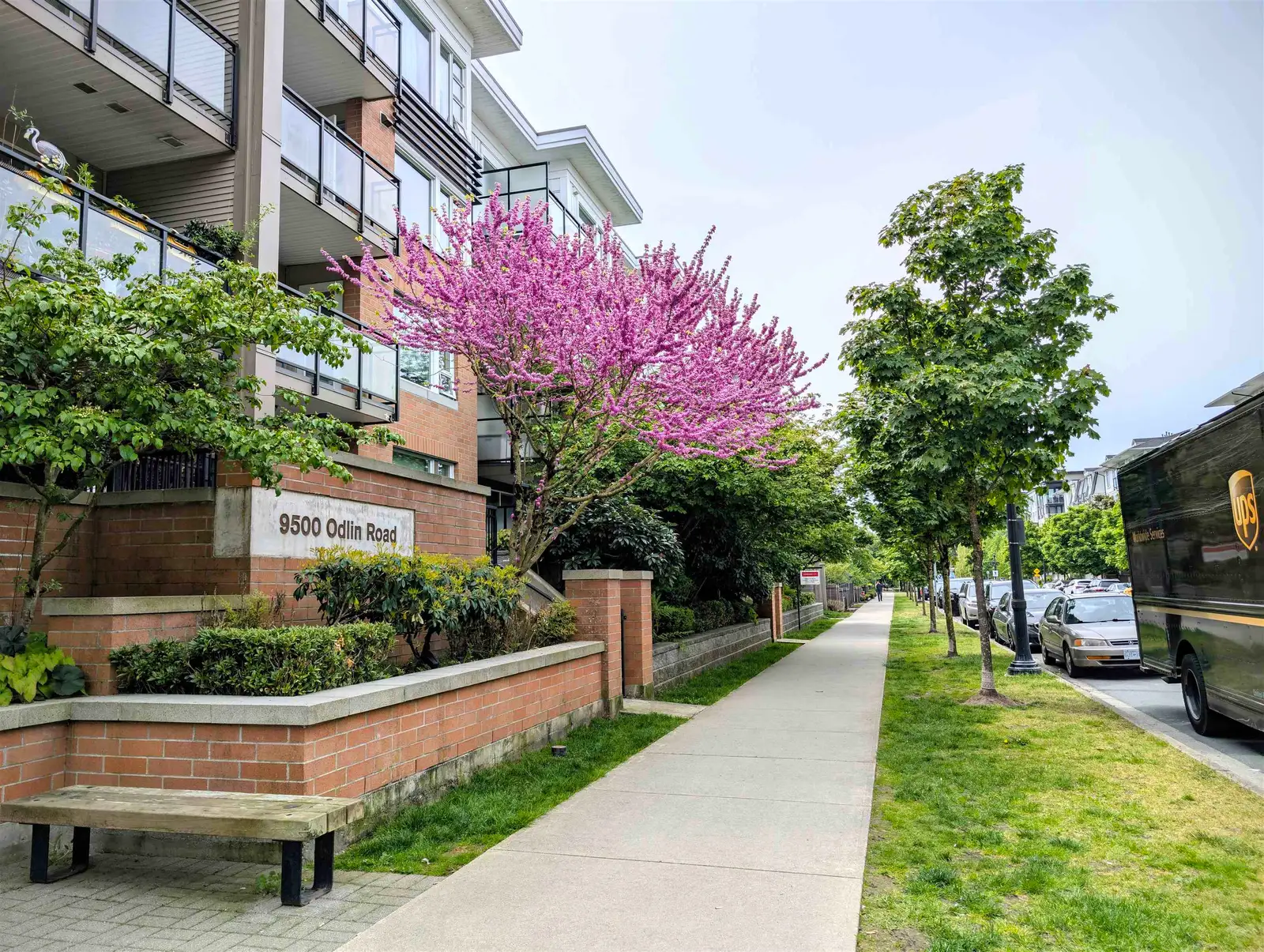 235 9500 ODLIN ROAD, Richmond BC V6V 1C8