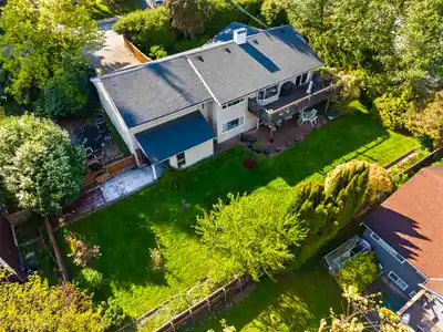 998 FAIRWAY DRIVE, North Vancouver BC V7G 1L8