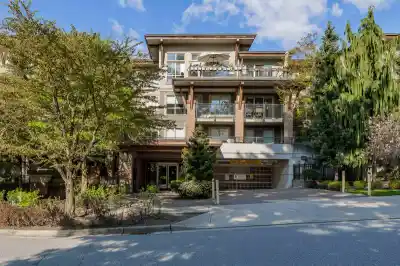 107 1633 MACKAY AVENUE, North Vancouver BC V7P 0A2