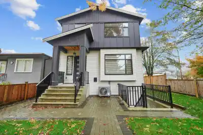 2995 E 17TH AVENUE, Vancouver BC V5M 2N4