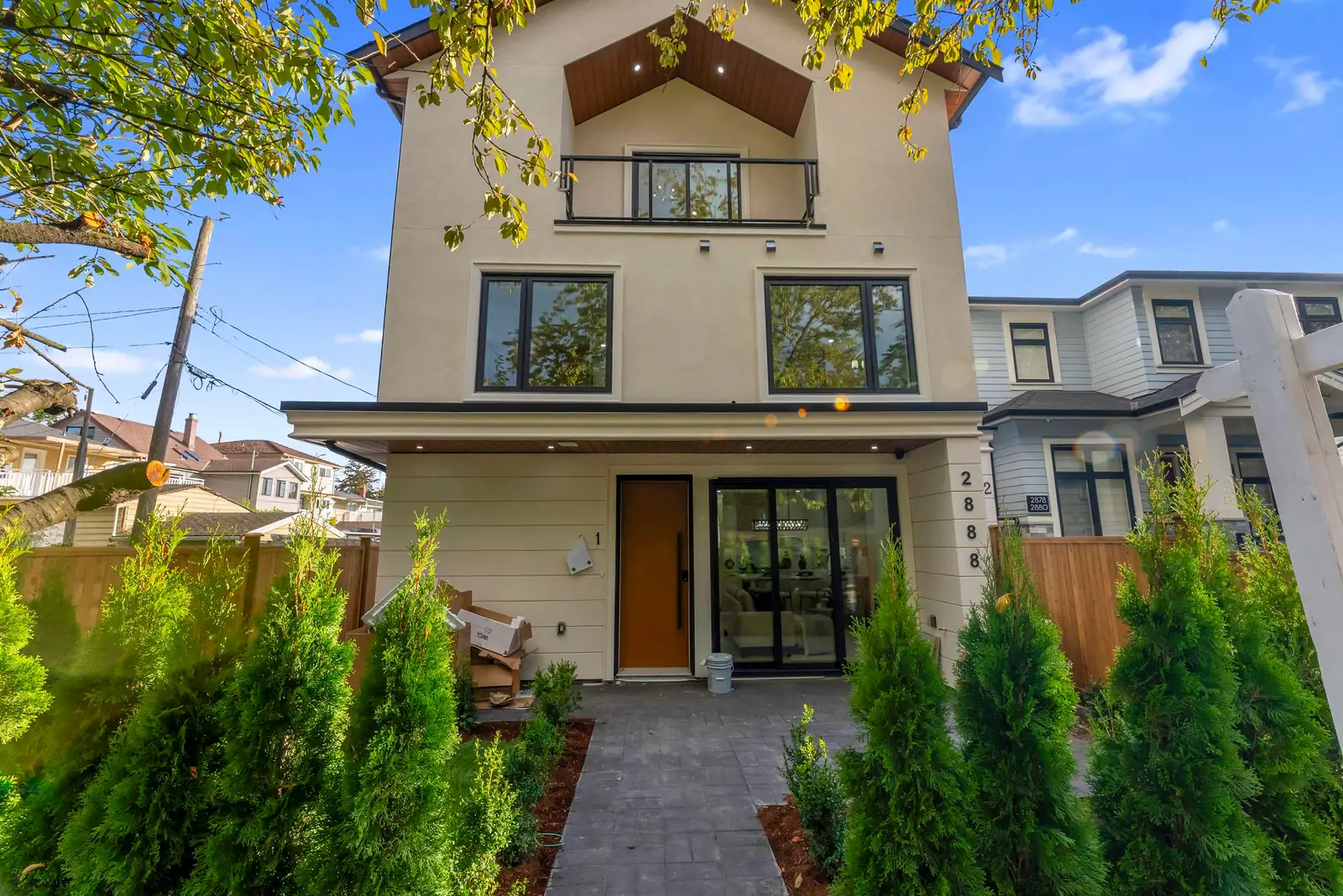 1 2888 E 6TH AVENUE, Vancouver BC V5M 1R8