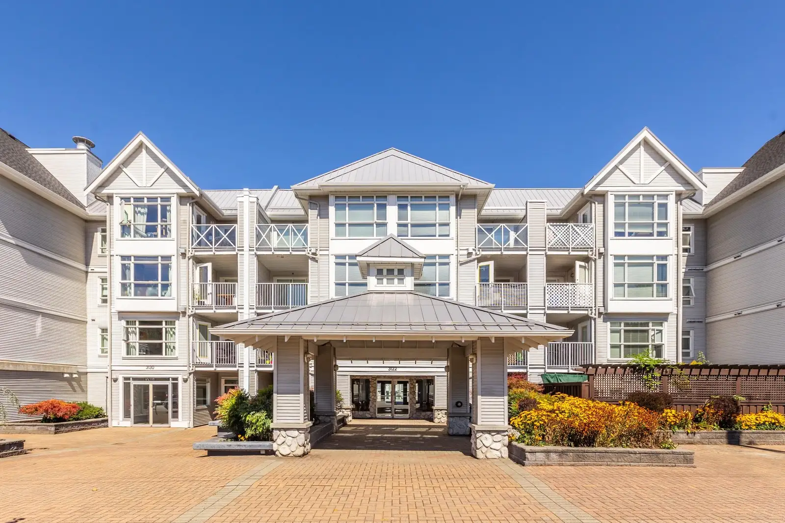 314 3122 ST JOHNS STREET, Port Moody BC V3H 5C8