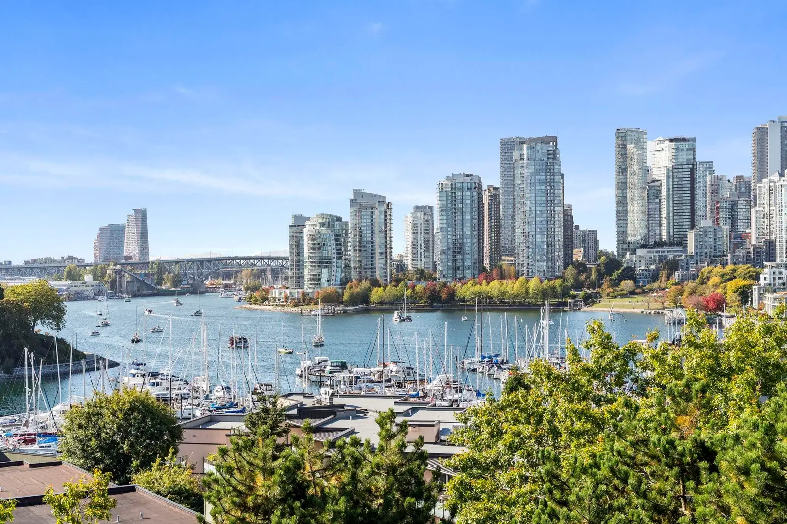 904 522 MOBERLY ROAD, Vancouver BC V5Z 4G4