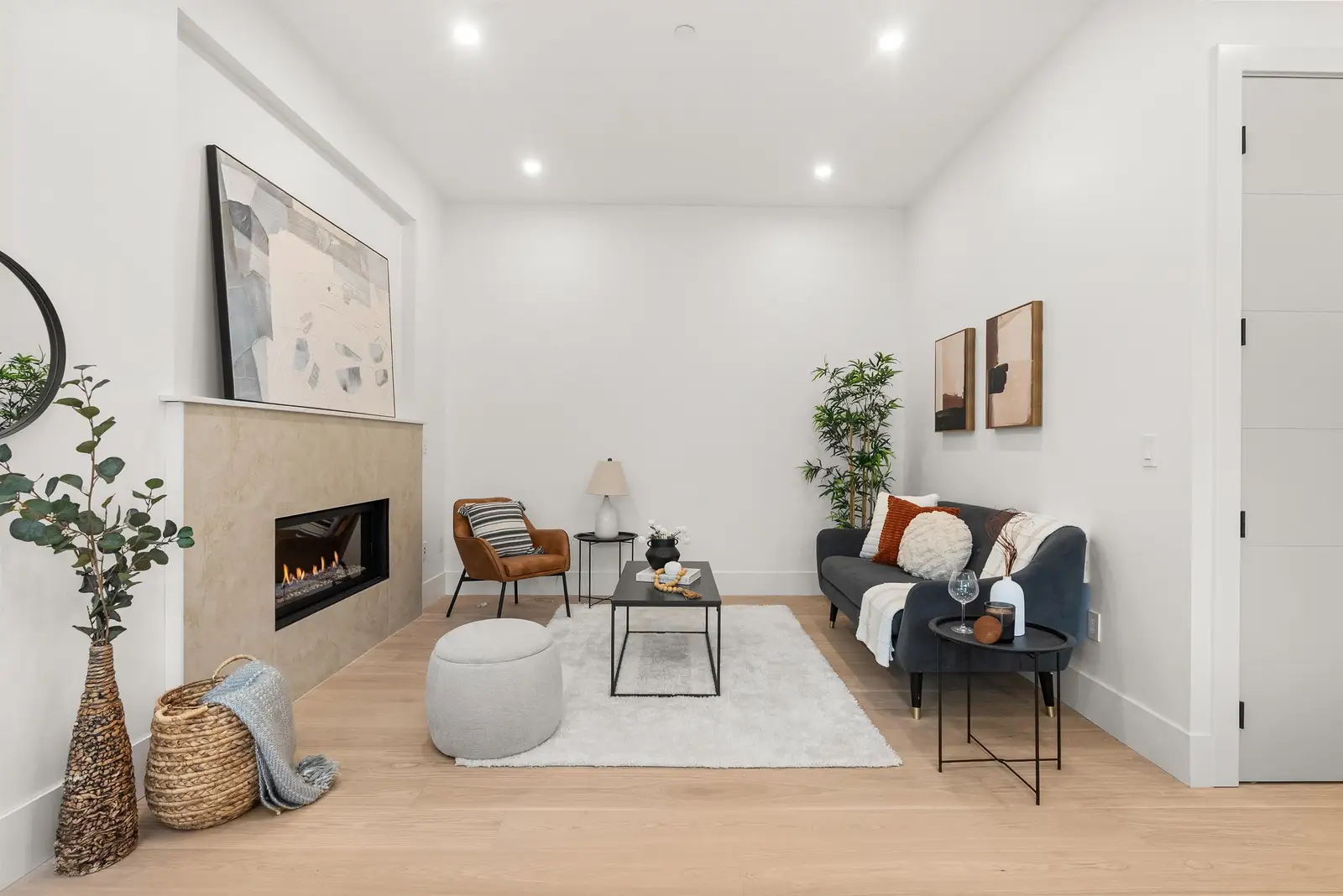 2 1822 E 14TH AVENUE, Vancouver BC V5N 2E2