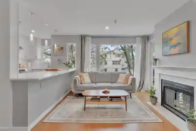 315 2020 W 8TH AVENUE, Vancouver BC V6J 1W5