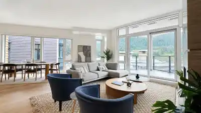 501 6687 NELSON AVENUE, West Vancouver BC V7W 2B2