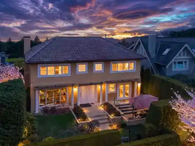 4049 W 27TH AVENUE, Vancouver BC V6S 1R6