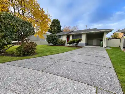 3671 SABLE AVENUE, Richmond BC V7E 2A3