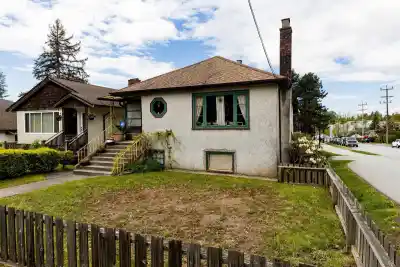 2057 MAHON AVENUE, North Vancouver BC V7M 2T6