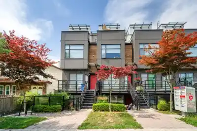 5043 CHAMBERS STREET, Vancouver BC V5R 3L8