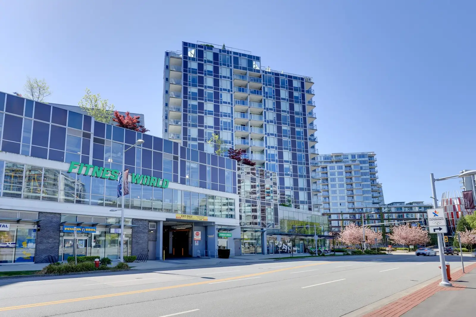 708 7468 LANSDOWNE ROAD, Richmond BC V7C 4N3