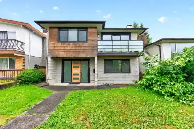 2532 E 24TH AVENUE, Vancouver BC V5R 1C9