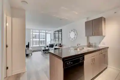 2906 610 GRANVILLE STREET, Vancouver BC V6C 3T3