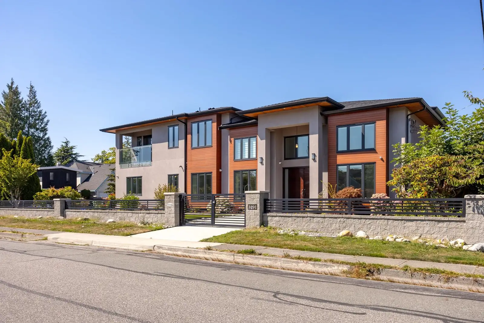 3291 ULLSMORE AVENUE, Richmond BC V7C 1R8