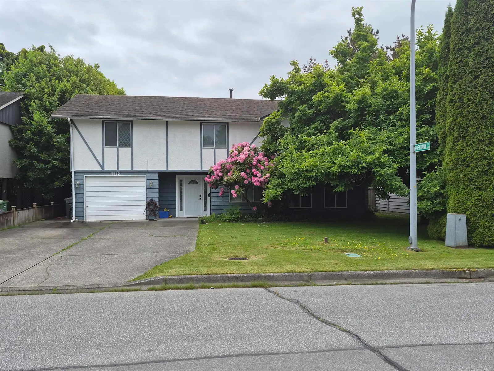 8280 ROSEBANK CRESCENT, Richmond BC V7A 2K6