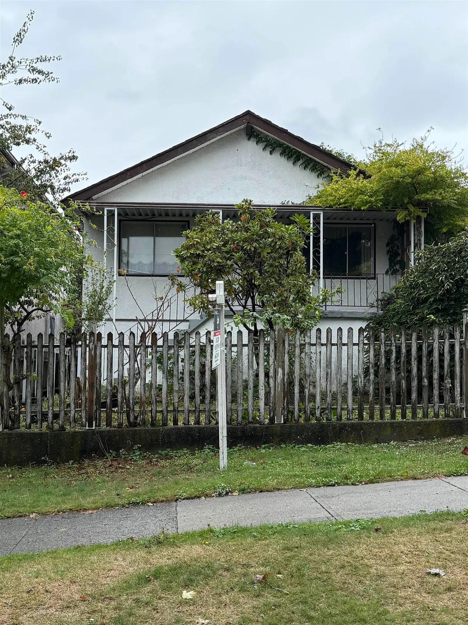 3409 E PENDER STREET, Vancouver BC V5K 2C9