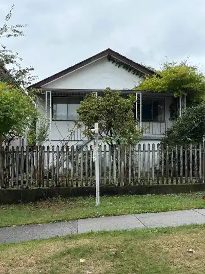 3409 E PENDER STREET, Vancouver BC V5K 2C9