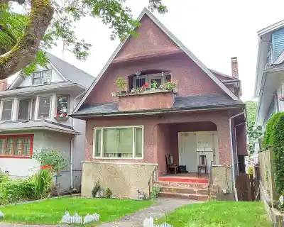 1761 WILLIAM STREET, Vancouver BC V5L 2R5