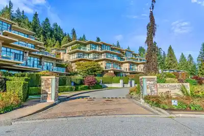 402 2245 TWIN CREEK PLACE, West Vancouver BC V7S 3K4