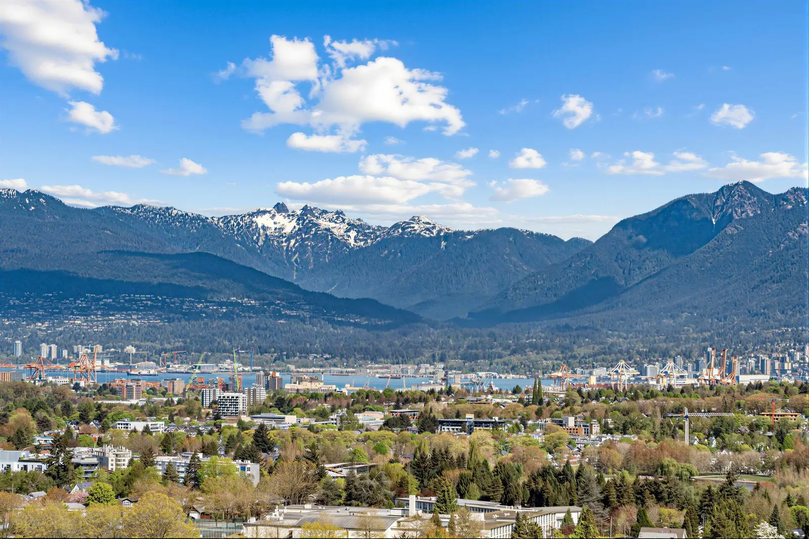 2102 4815 ELDORADO MEWS, Vancouver BC V5R 0B2