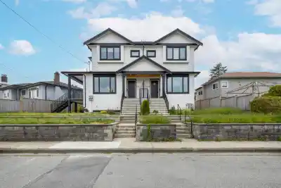 4541 HOY STREET, Vancouver BC V5R 4N5