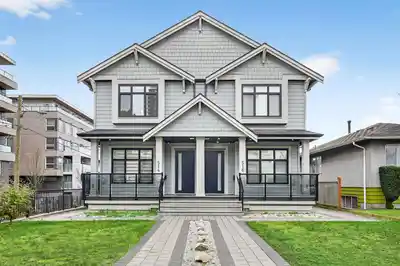 516 W 60TH AVENUE, Vancouver BC V6P 1Z7