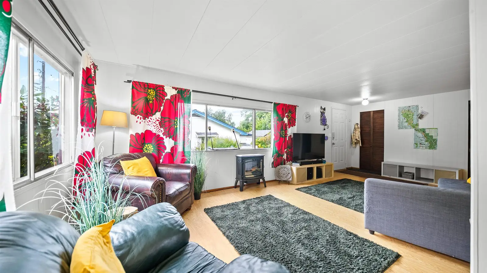 240 CAMPBELL STREET, Vancouver BC V0R 2Z0