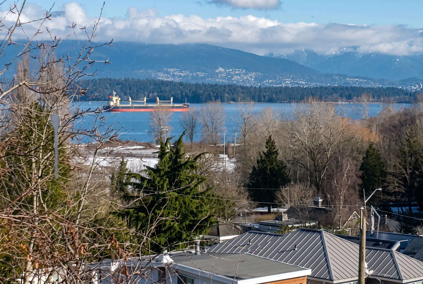 4390 LOCARNO CRESCENT, Vancouver BC V6R 1G3