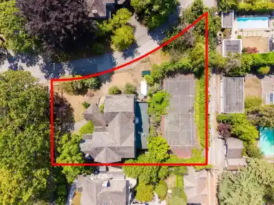 4987 CONNAUGHT DRIVE, Vancouver BC V6M 3E8