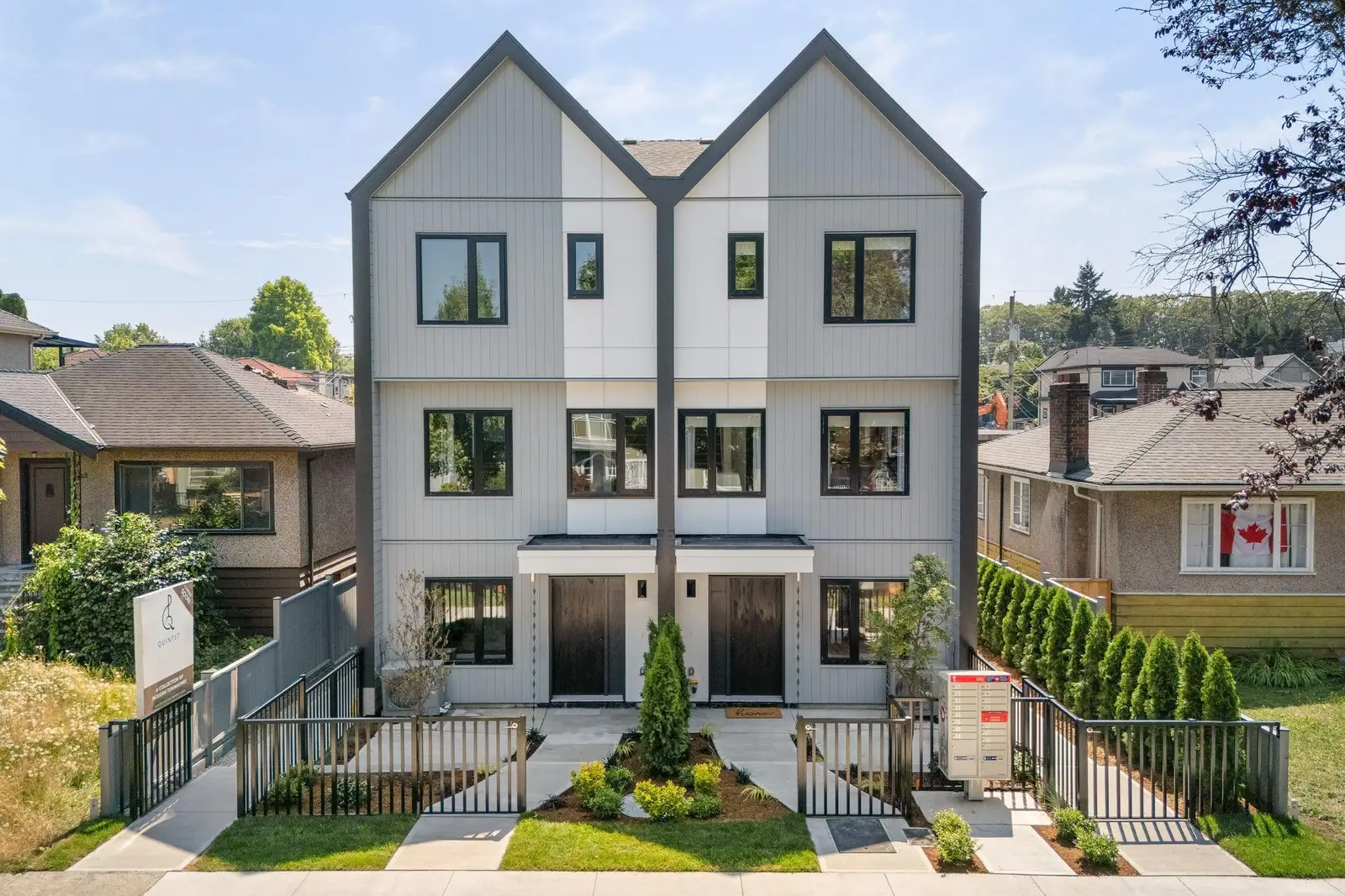 4 2240 E 40TH AVENUE, Vancouver BC V5P 1J5