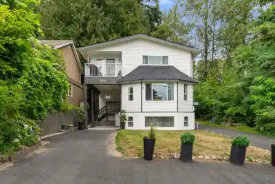 660 E 22ND STREET, North Vancouver BC V7L 3C9