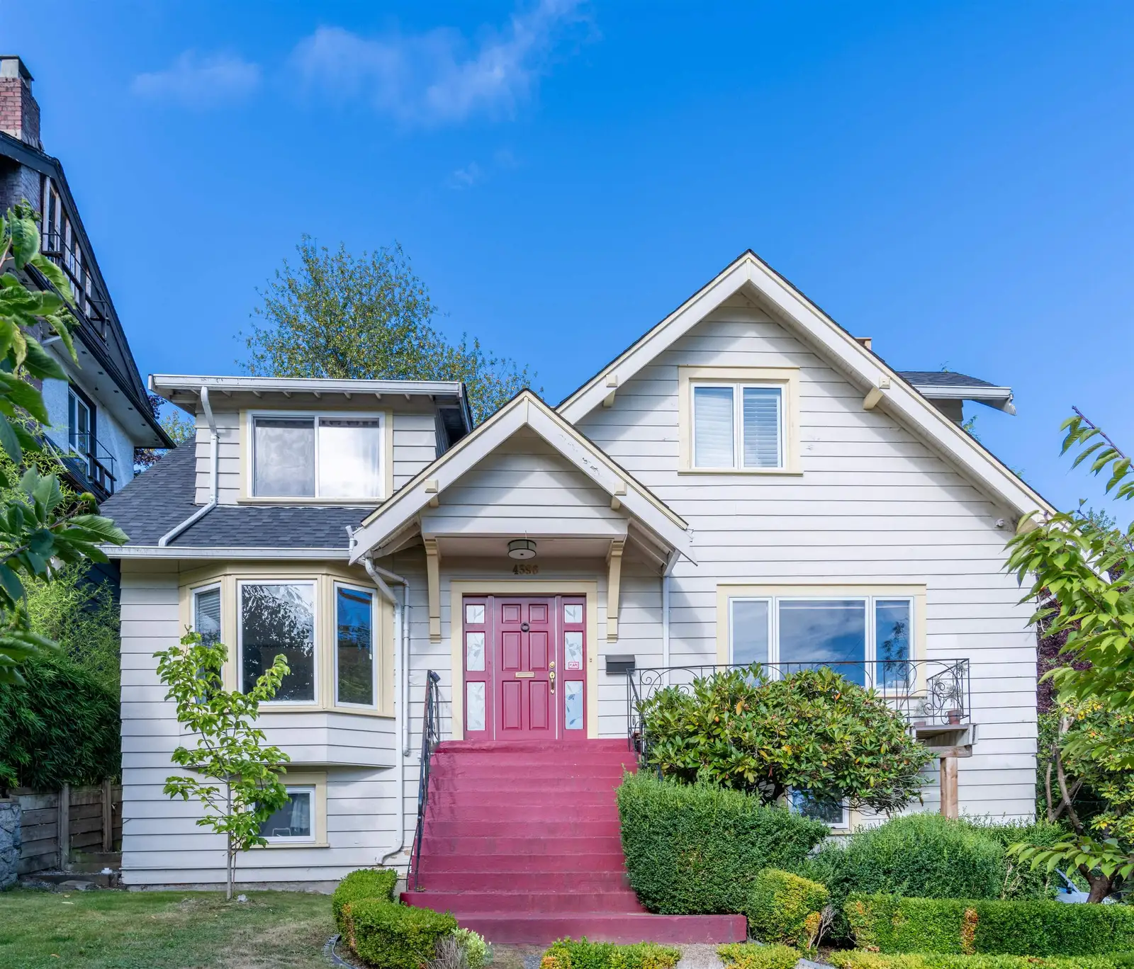4396 LOCARNO CRESCENT, Vancouver BC V6R 1G3