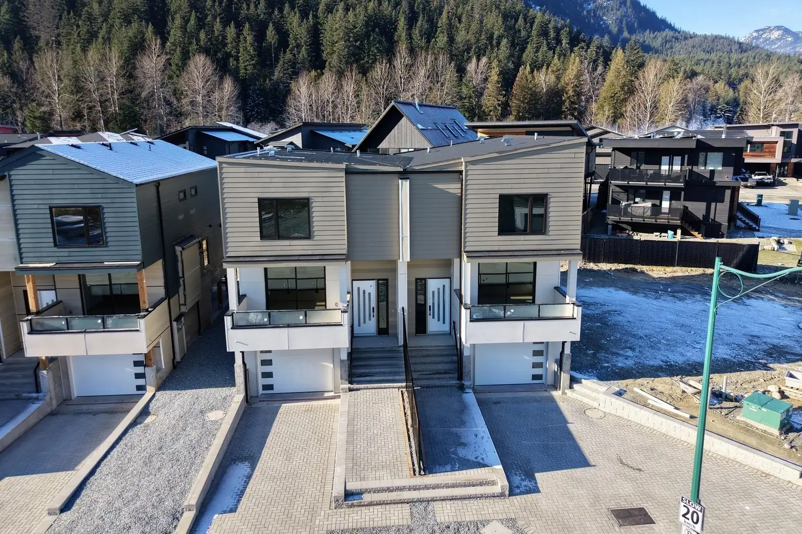 1002 PHARE CRESCENT, Pemberton BC V0N 0A7
