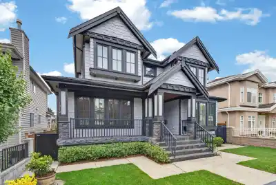 1010 E 55TH AVENUE, Vancouver BC V5X 1N9
