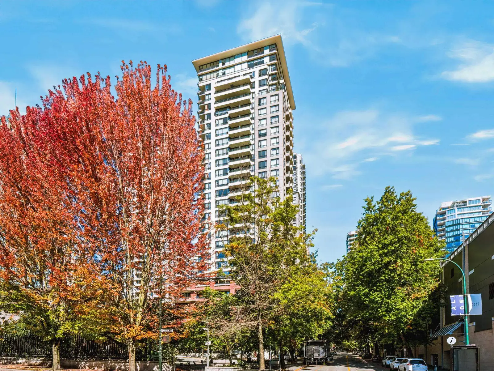 2105 977 MAINLAND STREET, Vancouver BC V6B 1T2