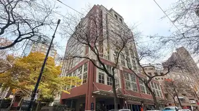 511 819 HAMILTON STREET, Vancouver BC V6B 6M2