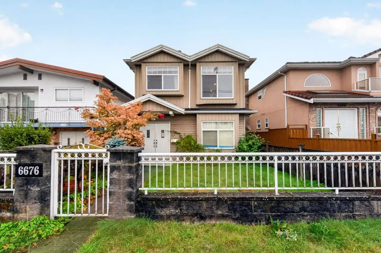 6676 VICTORIA DRIVE, Vancouver BC V5P 3Y1