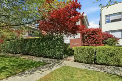 8 2255 W 40TH AVENUE, Vancouver BC V6M 1W7