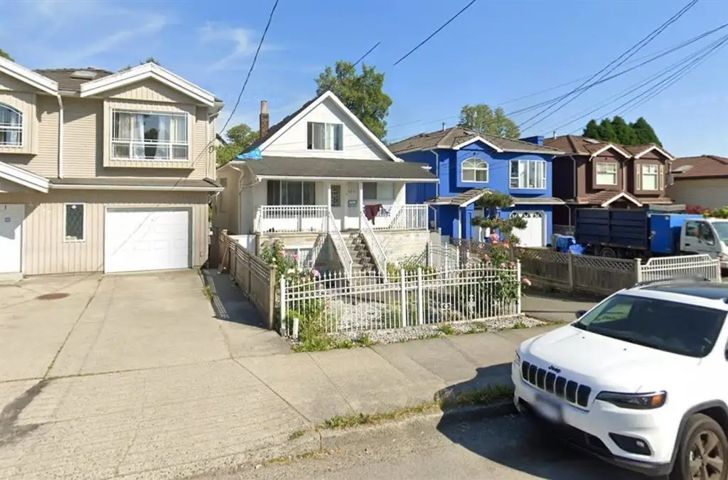 4904 RUPERT STREET, Vancouver BC V3S 2J1