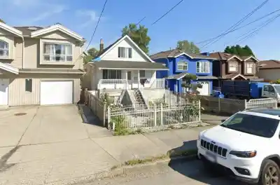 4904 RUPERT STREET, Vancouver BC V3S 2J1