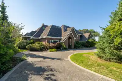12351 GILBERT ROAD, Richmond BC V7E 2H7