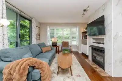 304 220 NEWPORT DRIVE, Port Moody BC V3H 5B8