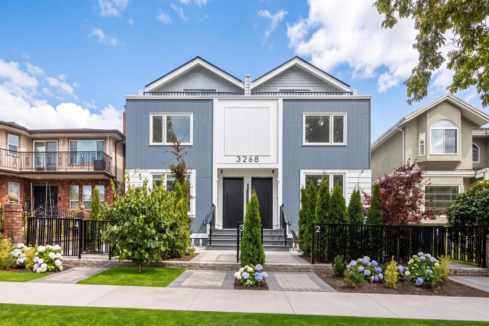 2 3268 E 18 AVENUE, Vancouver BC V5M 2R7