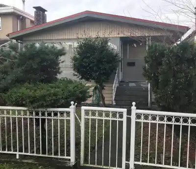 5771 SHERBROOKE STREET, Vancouver BC V5W 3N1