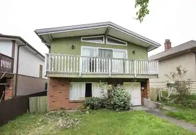 7687 OAK STREET, Vancouver BC V6P 4A4