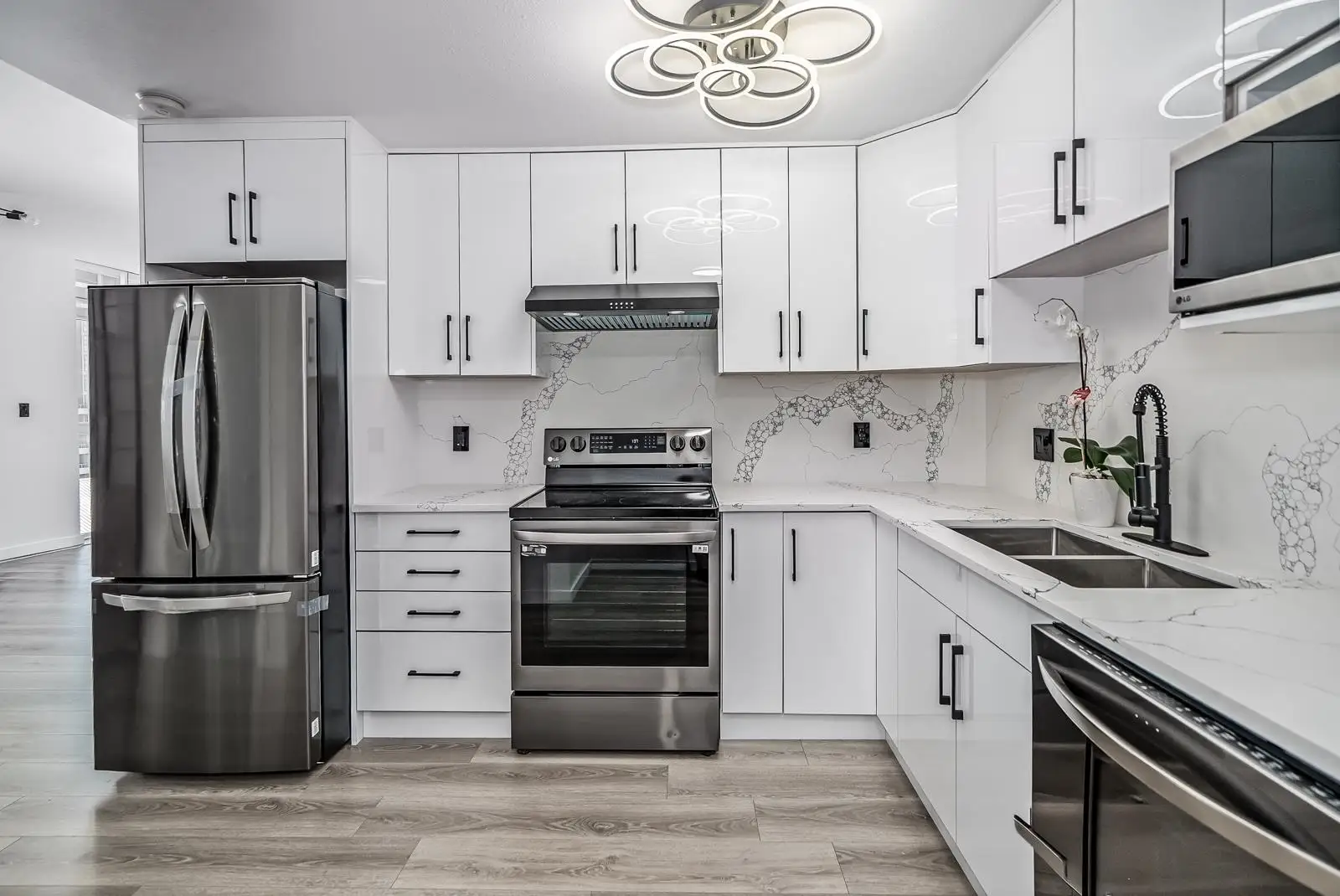 804 6133 BUSWELL STREET, Richmond BC V6Y 0B2