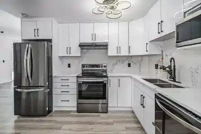 804 6133 BUSWELL STREET, Richmond BC V6Y 0B2