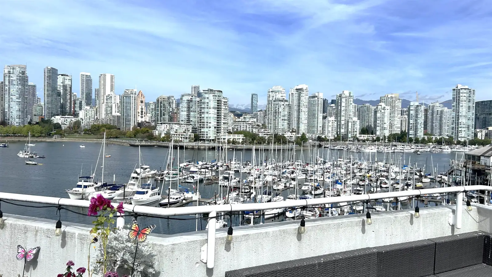 315 674 LEG IN BOOT SQUARE, Vancouver BC V5Z 4B4